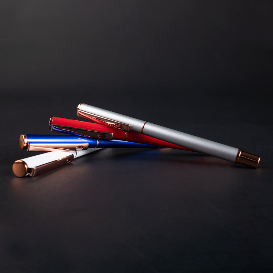 Roller pen con tapa 