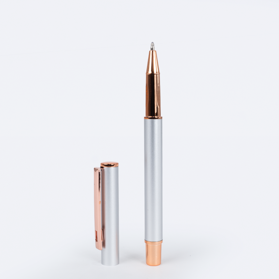 Roller pen con tapa 