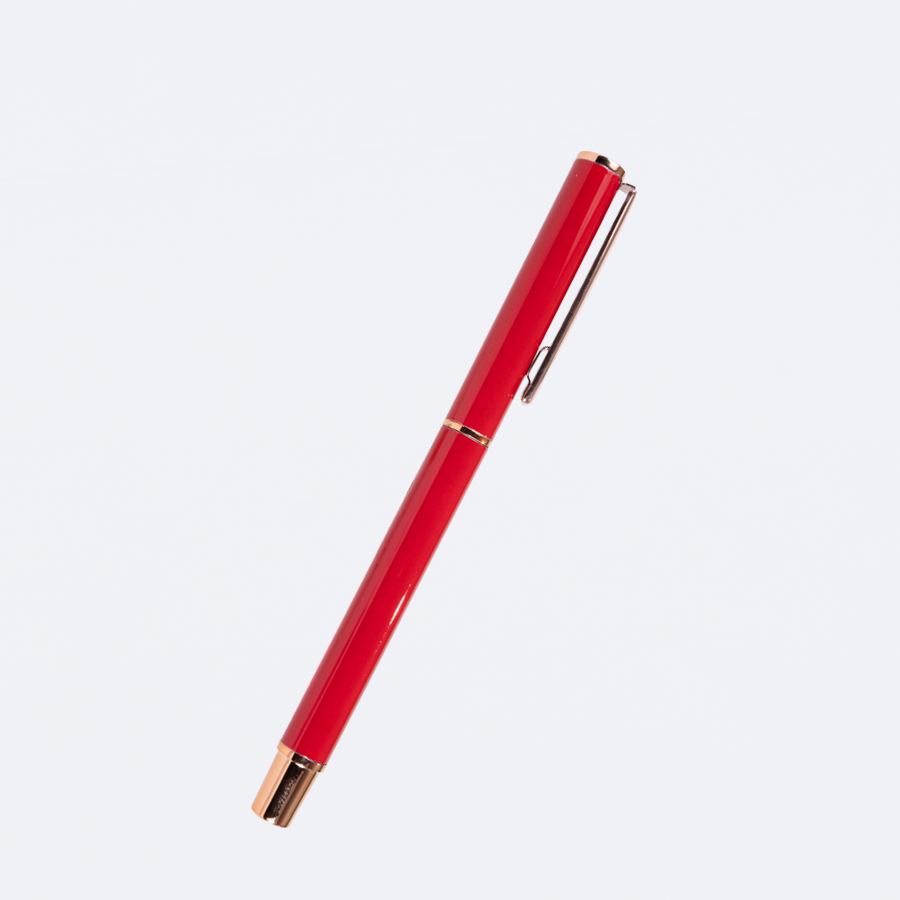 Roller pen con tapa 