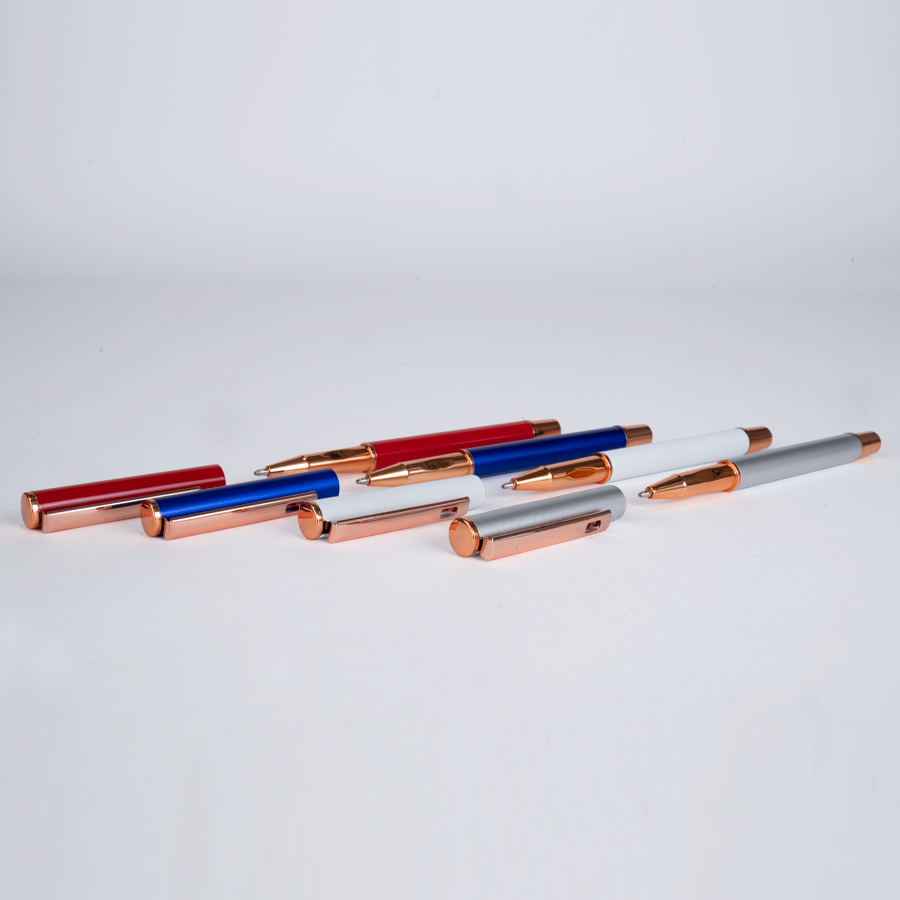 Roller pen con tapa 